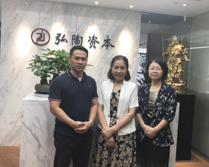 弘陶资本.jpg