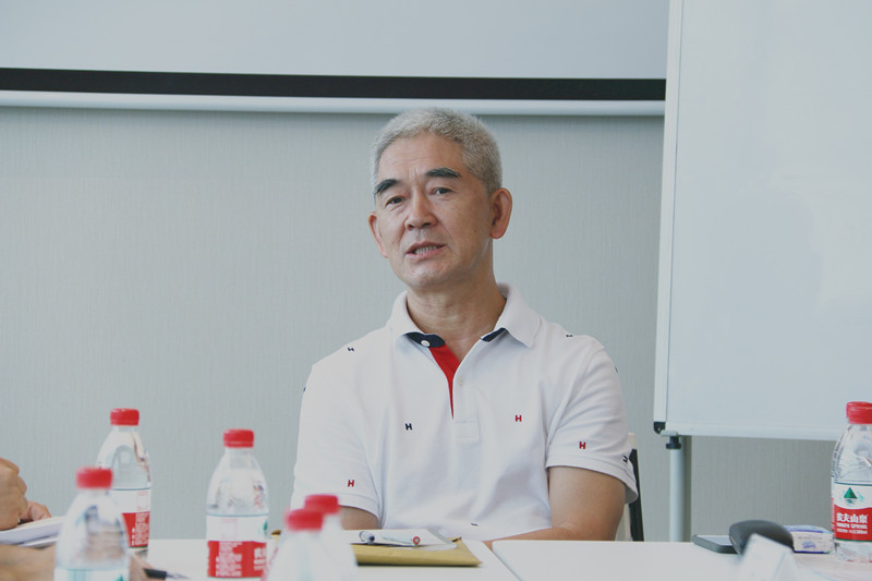 刘爱群.jpg